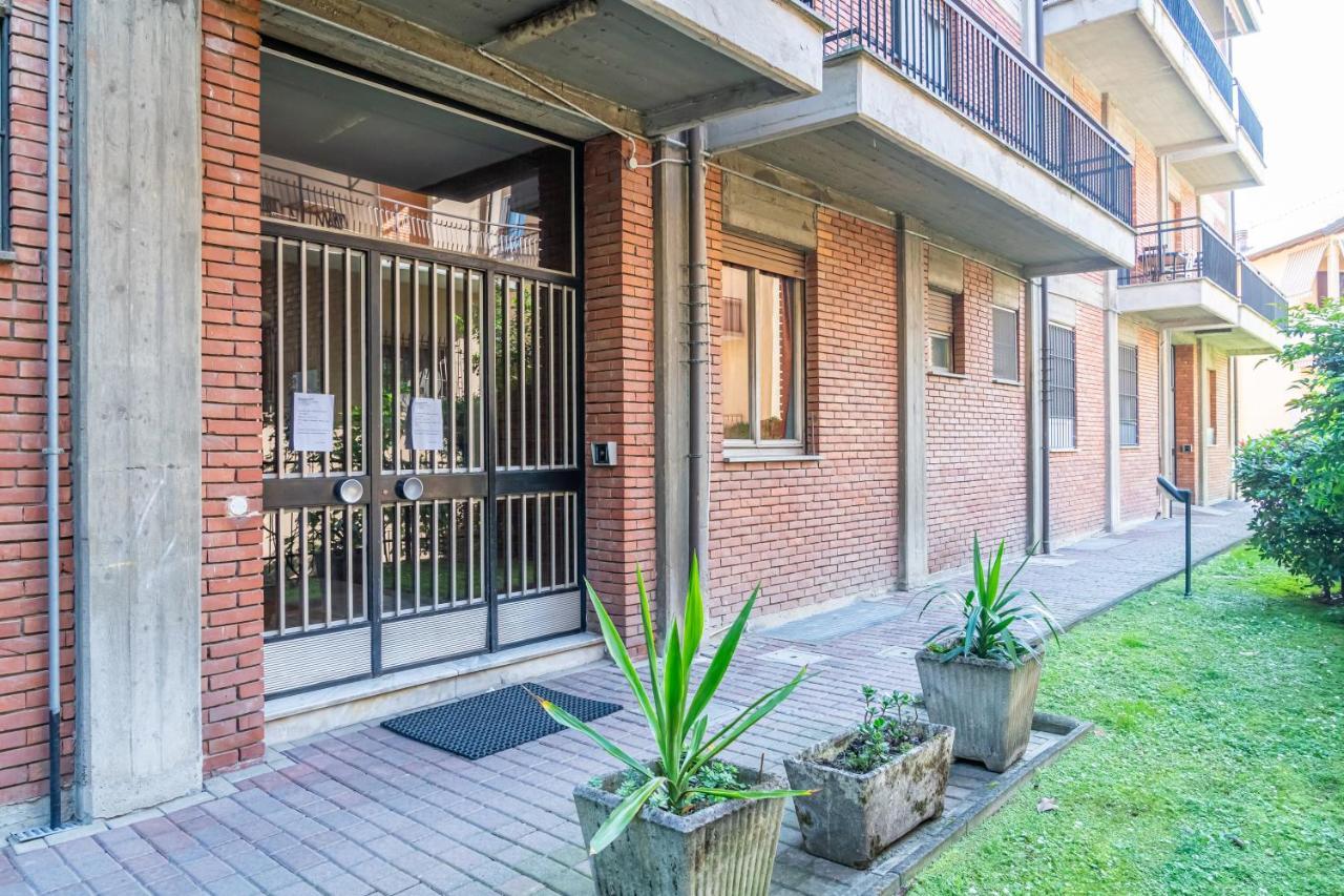 Casa Golgi - Pavia City - By Host4U Luaran gambar